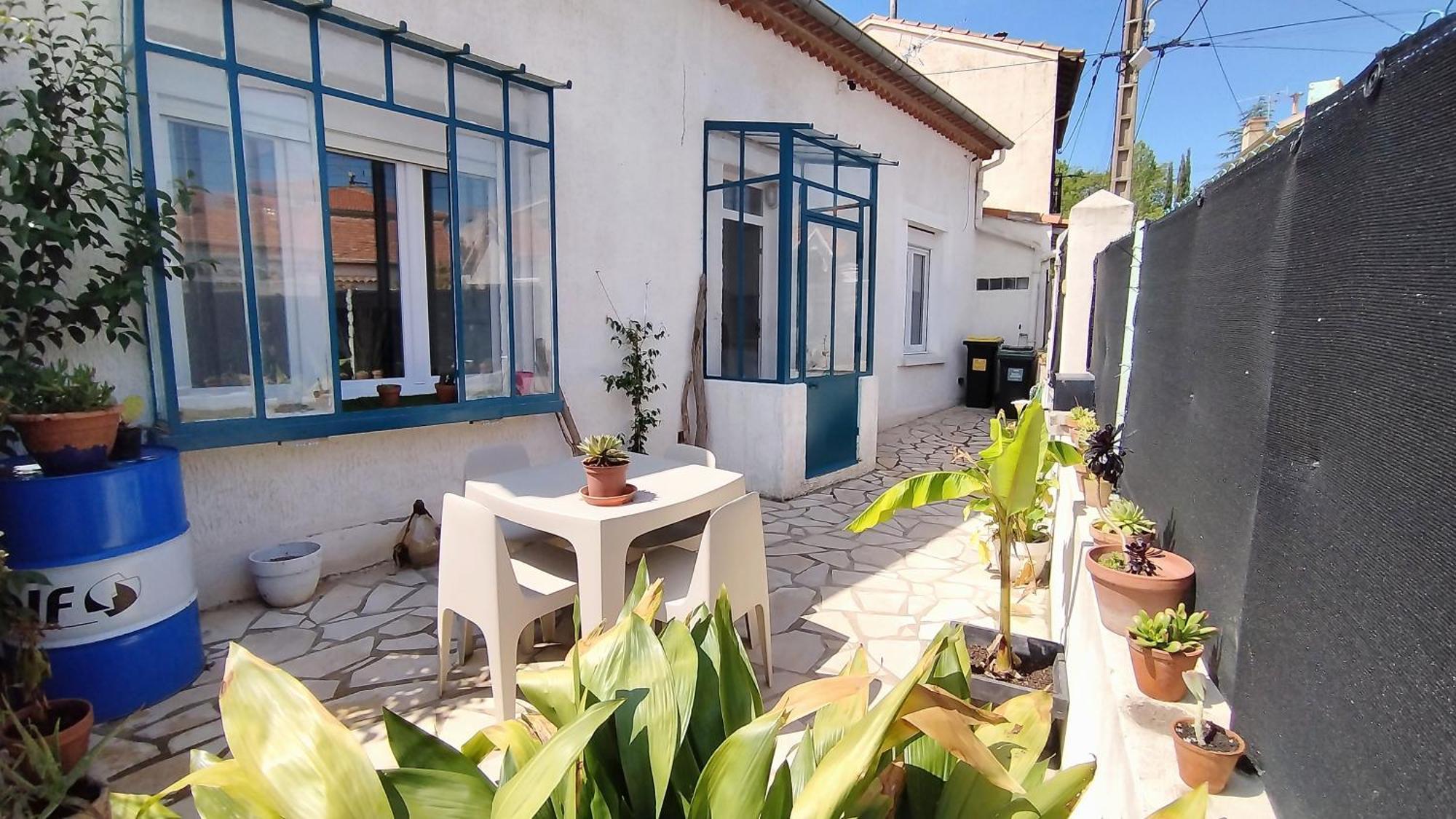 Charmante Maison T2 De Plein Pied Avec Exterieur Calme Aux Arenes Villa Beziers Exterior photo